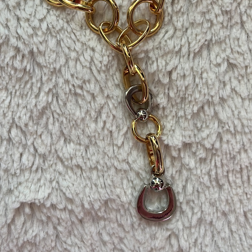 New - Picture 2 of 3